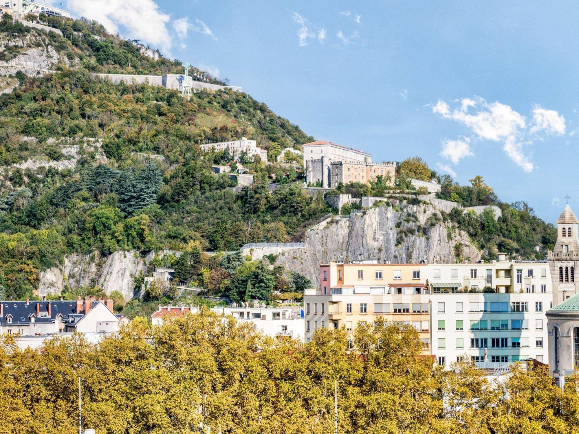 Novotel Grenoble Centre Exterior photo